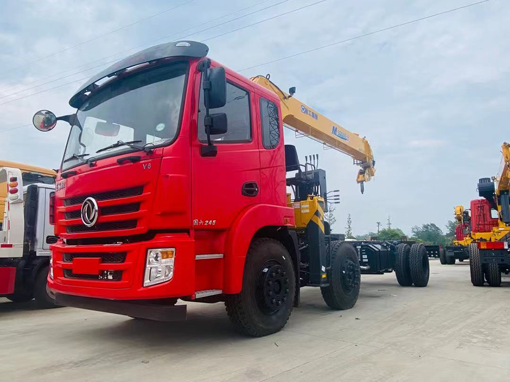 國六東風(fēng)錦程V6小三軸徐工12噸M直臂吊機隨車吊