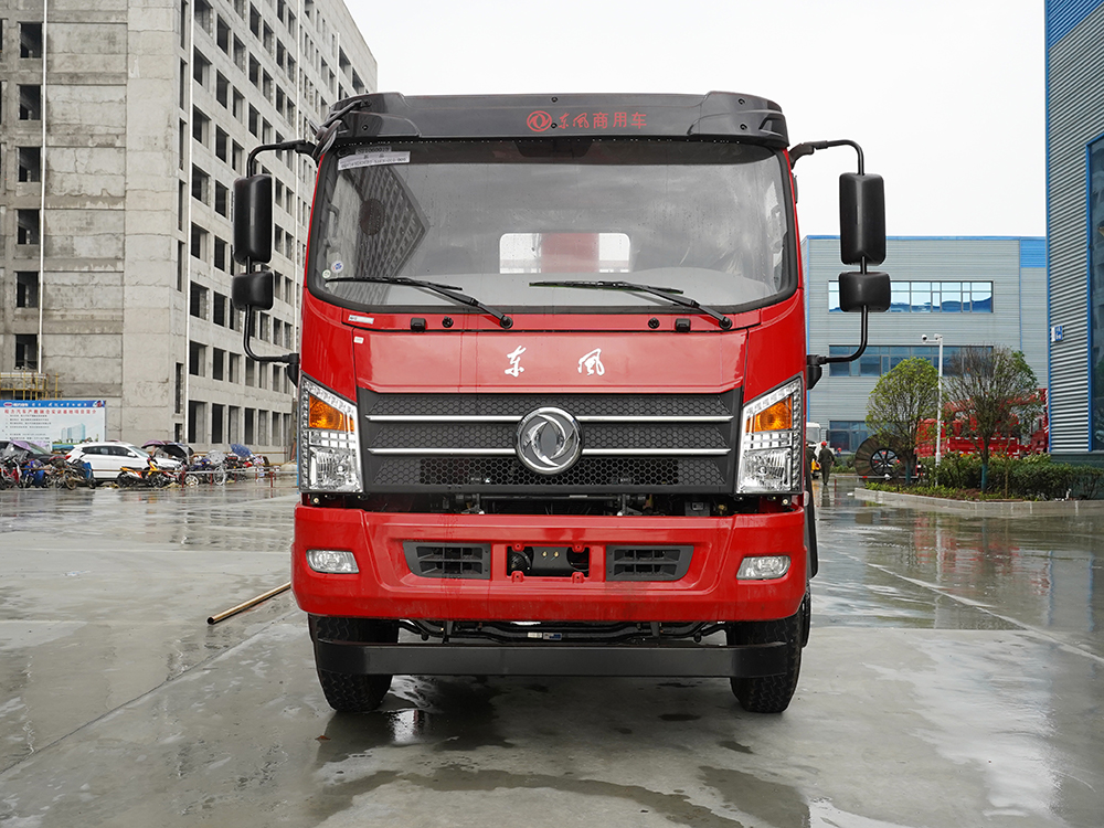 國六東風D912小黃牌長威6.3噸三節(jié)直臂吊機隨車吊